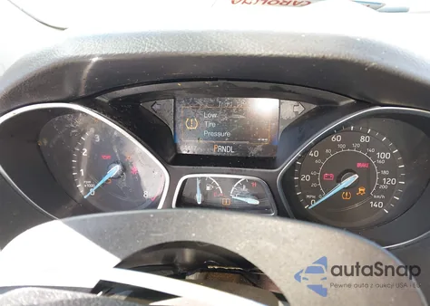 2017 Ford Focus S из США, поврежденный, VIN 1FADP3E25HL331018